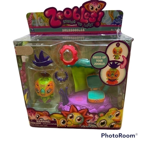Zoobles Dressoobles Action Figure NEW Dress Up Kids Toy - Picture 1 of 4
